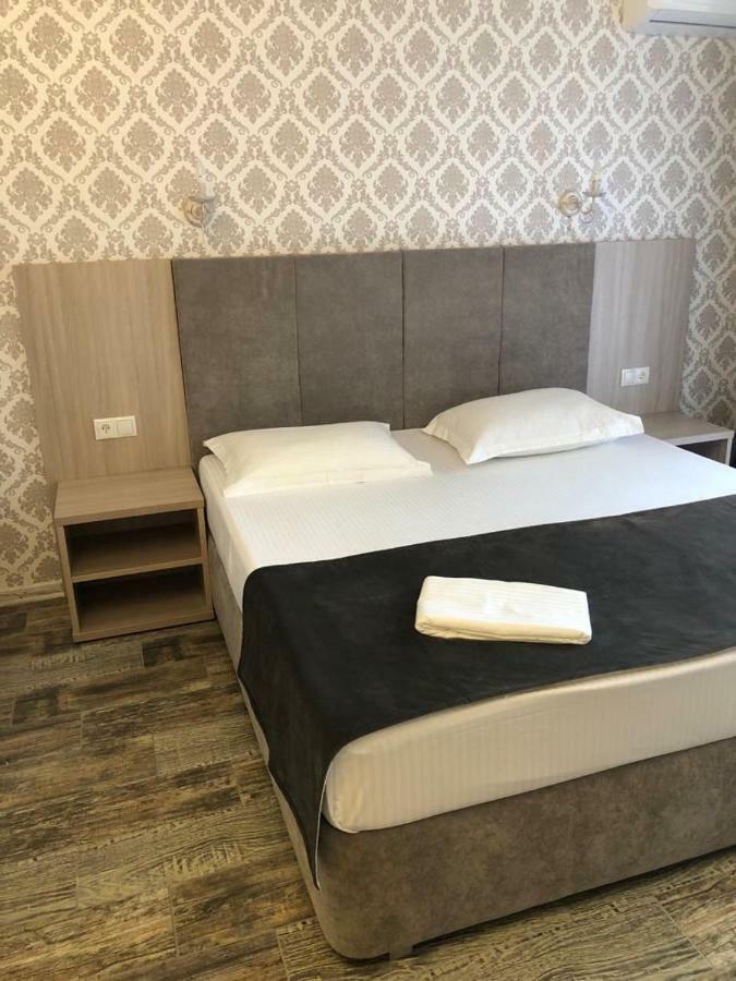 Rit Hotel Gagra Exterior photo